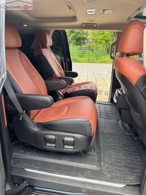 Xe Kia Carnival Signature 2.2D 2022