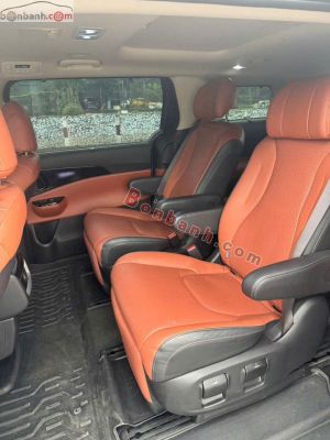 Xe Kia Carnival Signature 2.2D 2022